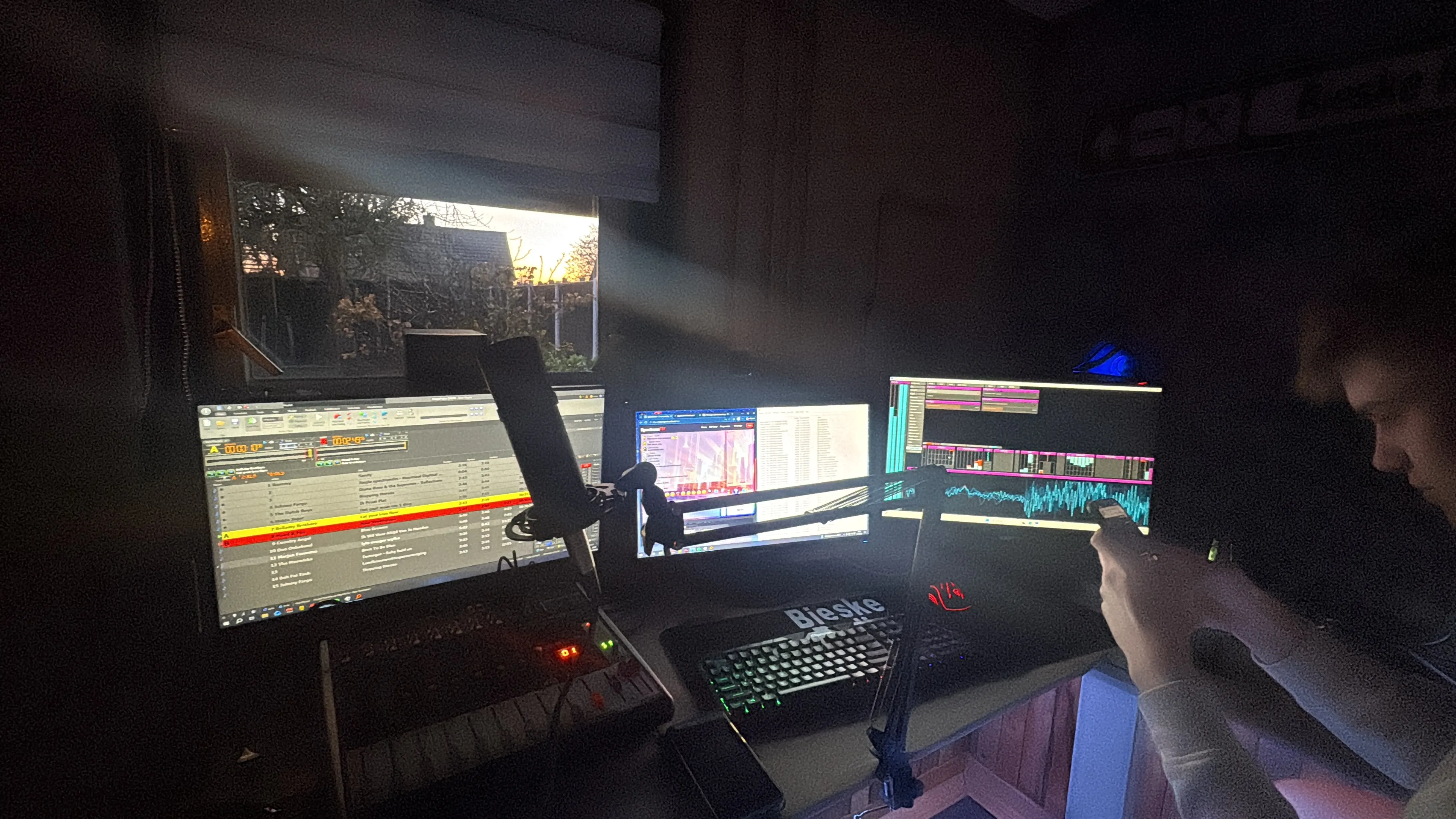 DE BESTE HITS MET DE FIRMA KLUS FORMATIE